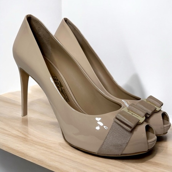Salvatore Ferragamo patent leather pumps size 8